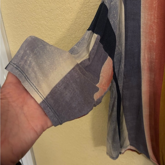 Colorful Striped V-Neck Women's Blouse With Tie Front, 3/4 Sleeves, Sz M - Picture 5 of 8